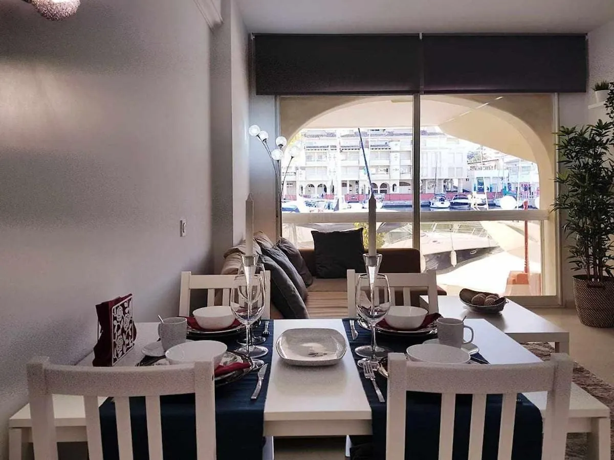 Lujoso Apartamento En De La Isla De Puerto Marina Benalmádena 0*,  Španělsko
