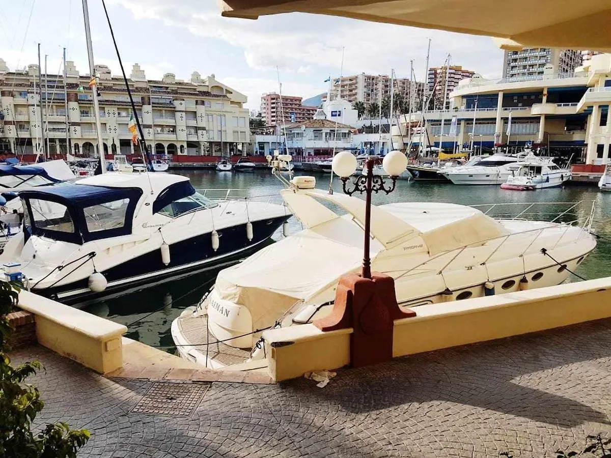 Apartmán Lujoso Apartamento En De La Isla De Puerto Marina Benalmádena